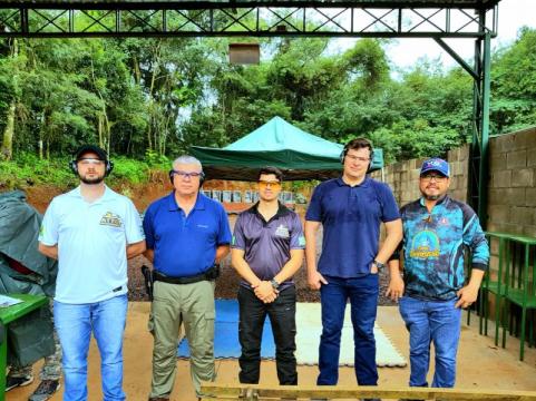 Toledanos participaram da 3 etapa do Paranaense de Tiro