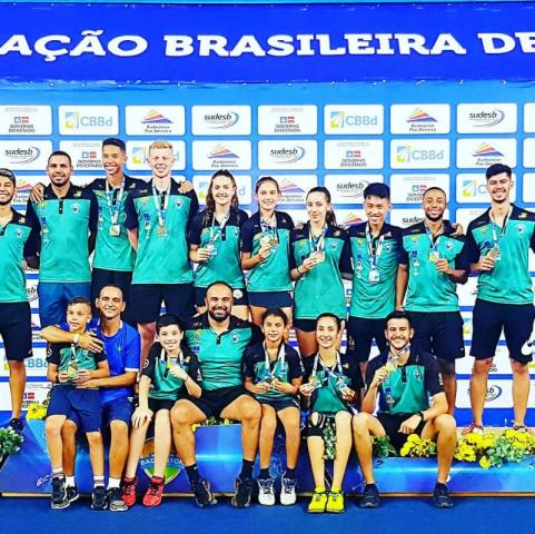 BADMINTON - Atletas conquistam 18 medalhas no nacional