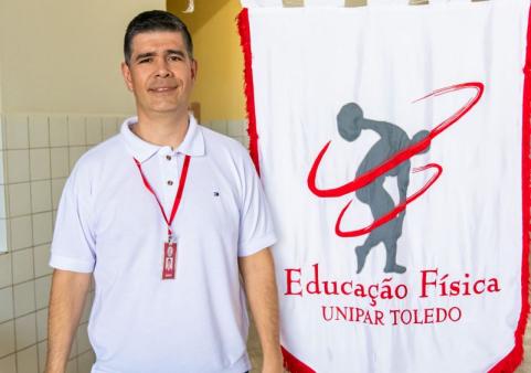 Profissional de Educao Fsica: responsvel por promover a sade e a cidadania