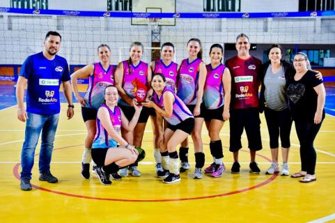 DItlia Sorvetes  campe do Voleibol Feminino