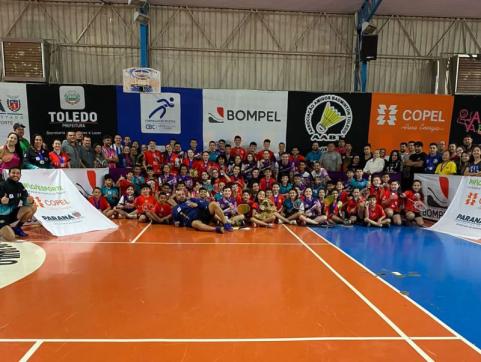 1 MUNICIPAL DE BADMINTON DE TOLEDO