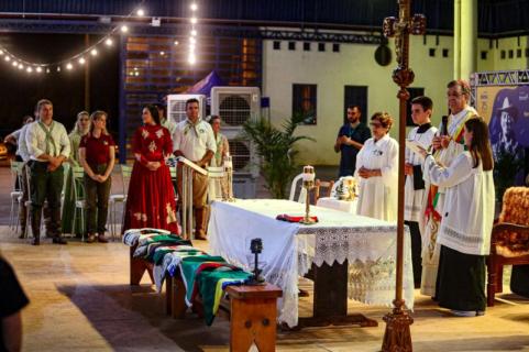 Chegada da chama crioula, missa e baile abriram a 14 Semana Farroupilha