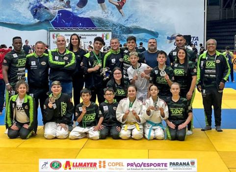 CATEGORIAS SUB 13 E SUB 15 - Associao Jud Ricardo dos Santos conquistam medalhas na 2 etapa do Circuito Paranaense de Jud