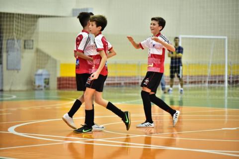Sete jogos movimentam hoje Copa La Salle de Futsal Menores
