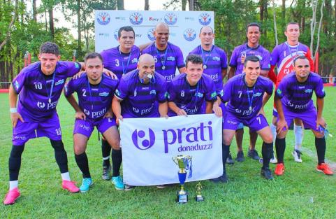 Equipe de futebol sete livre da Serprati/Prati-Donaduzzi  campe do 27 Campeonato Panelo
