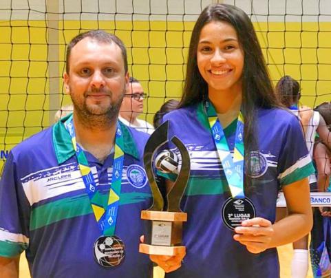 Marcos Assuno e Thais conquistam o 3 lugar no Brasileiro Feminino
