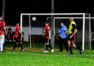 Coritiba lidera o Campeonato de Futebol Listo Livre de Futebol Sete do Toledo