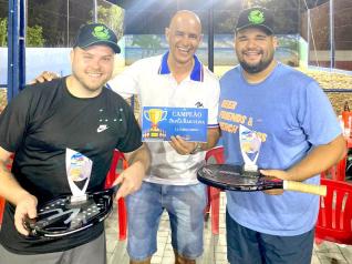 Clube Toledo inaugura mais trs quadras de beach tennis