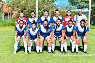 Sbado teve incio a disputa da categoria Feminino da Taa Mauro Maiorki de Futebol Sete