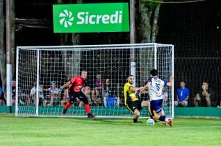 Panorama de Suo / Copa Sicredi tem rodada com 11 gols