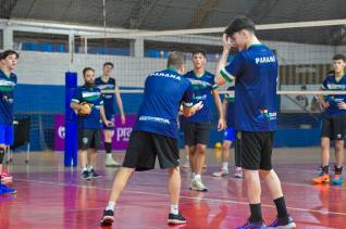 Andr Van de Sand  o tcnico da Seleo Paranaense Sub 18