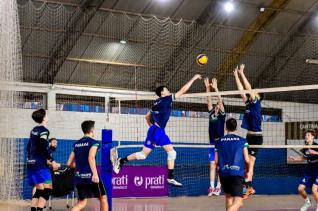 Andr Van de Sand  o tcnico da Seleo Paranaense Sub 18