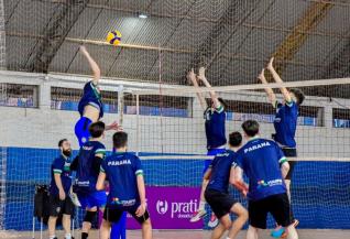 Andr Van de Sand  o tcnico da Seleo Paranaense Sub 18