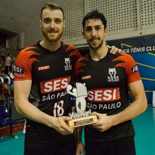 Eleito melhor em quadra, toledano Lucas Lh est a uma vitria da final da Superliga