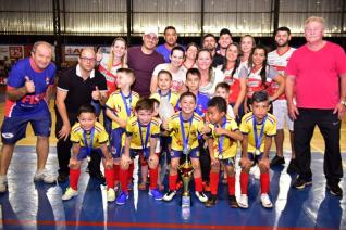 Toledo  campeo na categoria Sub 7 da Copa Kids de Futsal Menores