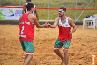 Vlei de praia ser atraes com disputas por medalhas hoje  tarde