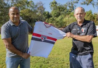 ESCOLA DE FUTEBOL SPFC