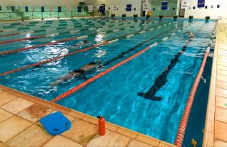 Vagas disponveis para atividades nas piscinas pblicas de Toledo