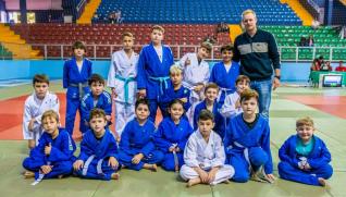 Colgio Incomar oferece aulas de jud