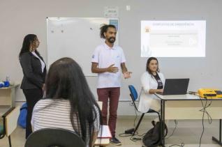 PRIMEIROS SOCORROS: EQUIPES DE SERVIOS DE ACOLHIMENTO PARTICIPAM DE CURSO