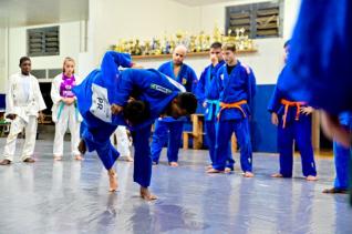 Equipe da Associao Ricardo dos Santos compete neste sbado em Londrina