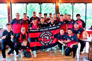 Grupo Ferro Velho Heiss realiza festiva de encerramento de temporada