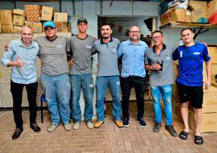 GAFURI MATERIAIS DE CONSTRUO & ACABAMENTOS - Confraternizao e entrega de presentes de fim de ano a todos os colaboradores