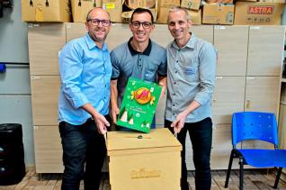 GAFURI MATERIAIS DE CONSTRUO & ACABAMENTOS - Confraternizao e entrega de presentes de fim de ano a todos os colaboradores