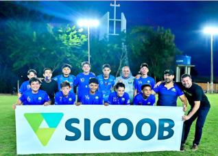 CATEGORIAS SUB 10 E SUB 13 - Linha Tapui e Sicoob promoveram torneio de futebol sete com participao de 12 equipes