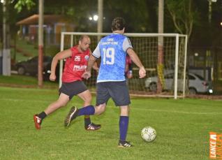 Lajes Gasparotto / Lonas Bor e Clube Olmpico decidem ttulo do futebol suo do Yara