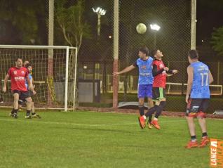 Lajes Gasparotto / Lonas Bor e Clube Olmpico decidem ttulo do futebol suo do Yara
