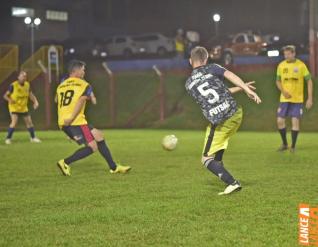 Lajes Gasparotto / Lonas Bor e Clube Olmpico decidem ttulo do futebol suo do Yara