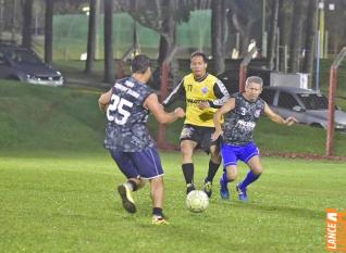 Lajes Gasparotto / Lonas Bor e Clube Olmpico decidem ttulo do futebol suo do Yara