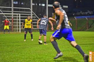 Lajes Gasparotto / Lonas Bor e Clube Olmpico decidem ttulo do futebol suo do Yara
