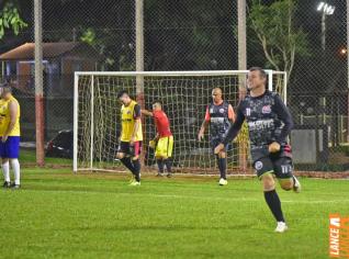 Lajes Gasparotto / Lonas Bor e Clube Olmpico decidem ttulo do futebol suo do Yara
