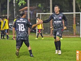 Lajes Gasparotto / Lonas Bor e Clube Olmpico decidem ttulo do futebol suo do Yara