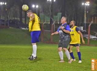 Lajes Gasparotto / Lonas Bor e Clube Olmpico decidem ttulo do futebol suo do Yara