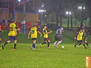 Lajes Gasparotto / Lonas Bor e Clube Olmpico decidem ttulo do futebol suo do Yara