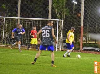 Lajes Gasparotto / Lonas Bor e Clube Olmpico decidem ttulo do futebol suo do Yara
