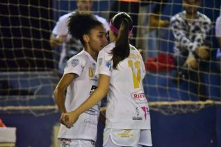 Afeto goleia na estreia em casa pelo Paranaense da Chave Ouro