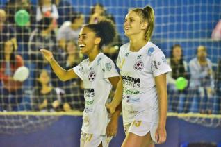 Afeto goleia na estreia em casa pelo Paranaense da Chave Ouro