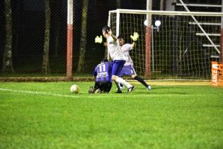 Trans Scalcon goleia no futebol suo do Yara Country Clube