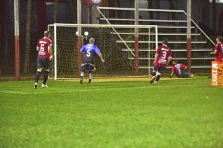 Trans Scalcon goleia no futebol suo do Yara Country Clube