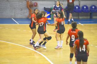 Quatro equipes comemoram ttulo do Campeonato Paranaense de Handebol Cadete