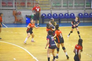 Quatro equipes comemoram ttulo do Campeonato Paranaense de Handebol Cadete