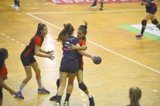 Quatro equipes comemoram ttulo do Campeonato Paranaense de Handebol Cadete