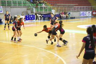 Quatro equipes comemoram ttulo do Campeonato Paranaense de Handebol Cadete