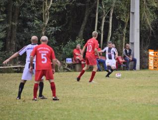 OURO E PRATA - Santos e Internacional empata em 1 a 1