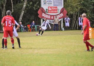 OURO E PRATA - Santos e Internacional empata em 1 a 1