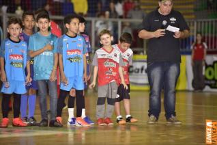 Falco, o Rei do Futsal, promoveu jogo festivo no Alcides Pan